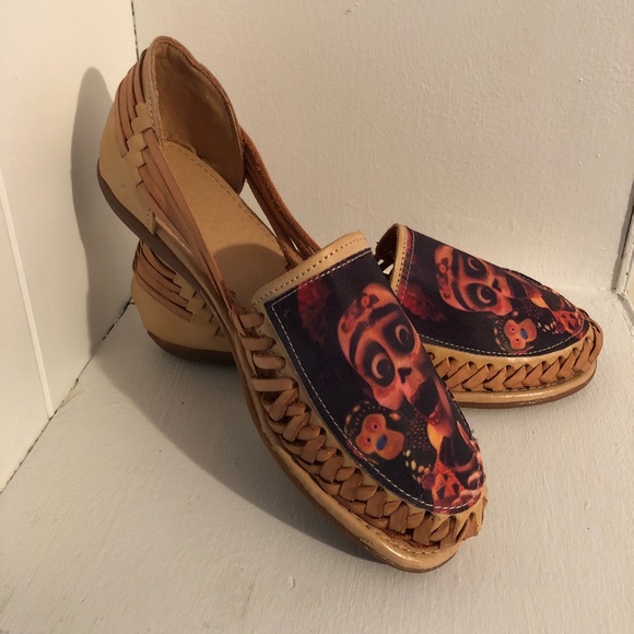 SOLD Last 7⚠️Frida Kahlo Authentic Leather Sandal - Picture 4 of 4